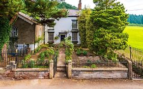Cheshire Countryside, Delamere Forest, Family Retreat Rose Cottage